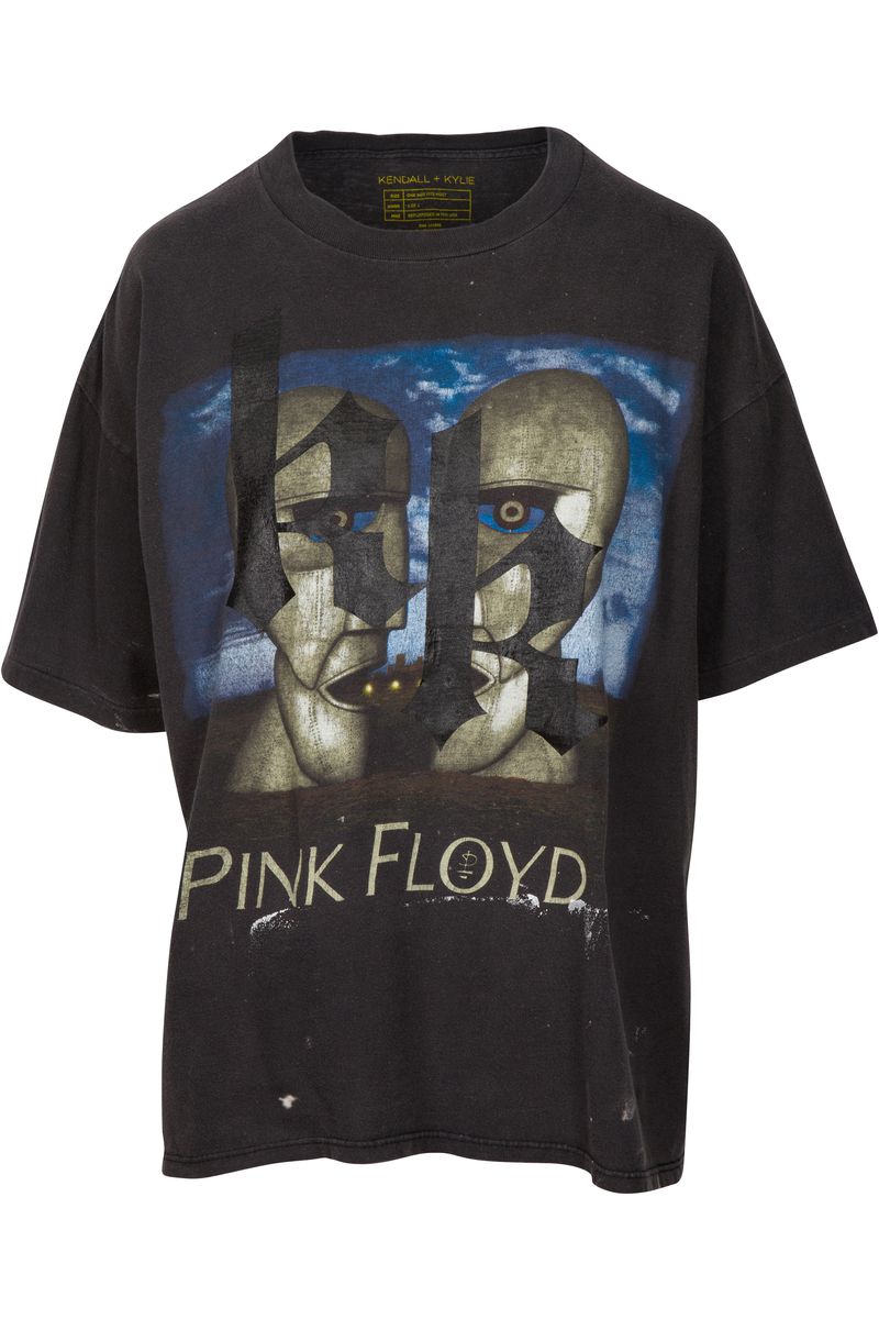 Credit: kendall-kylie.com