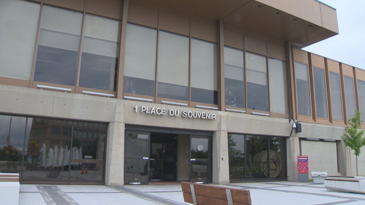 A group of engineers and contractors pleaded guilty to fraud charges in Laval Tuesday.