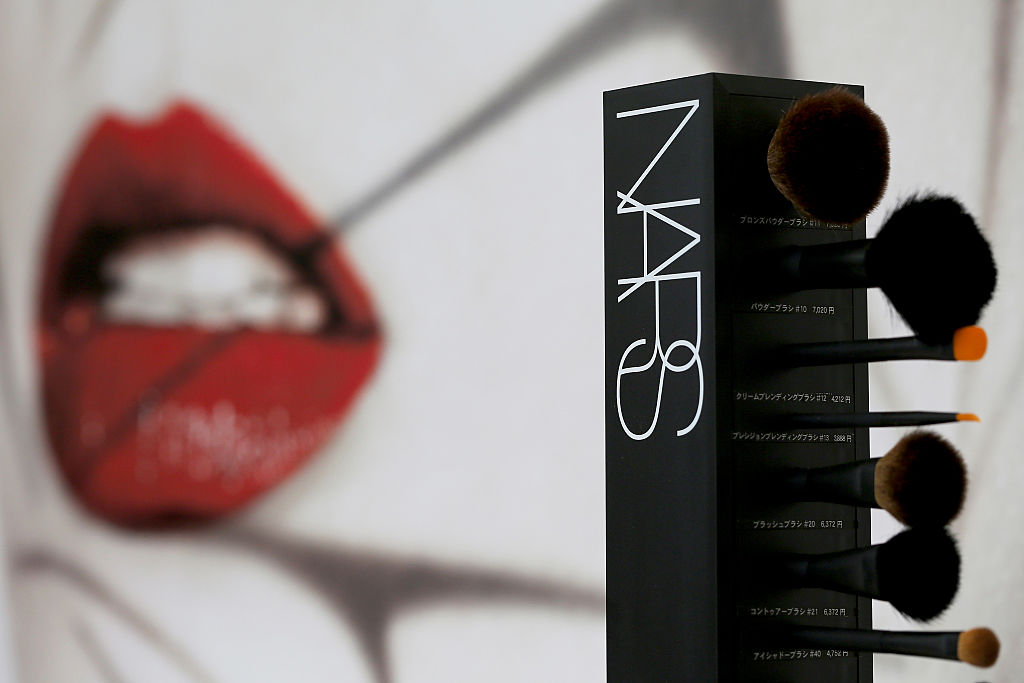 Fans are calling for a boycott of the makeup company Nars stated it would be testing its products on animals.