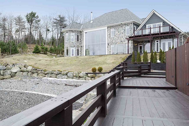 This oceanfront home in Halifax boasts 12,000 sq.-ft. with gourmet kitchen and in-home theatre.