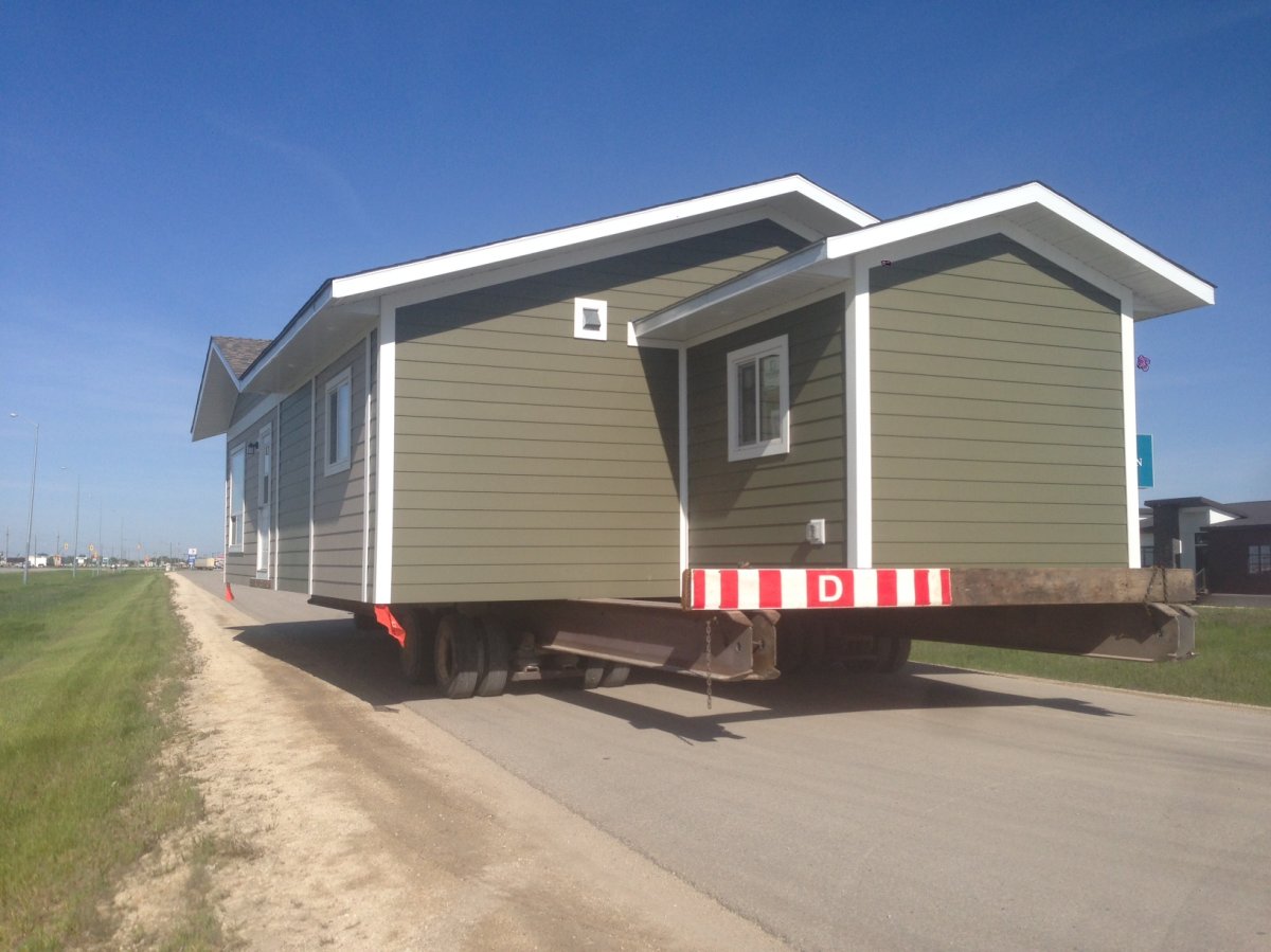 Lake St. Martin First Nation gets 1st round of new homes years after