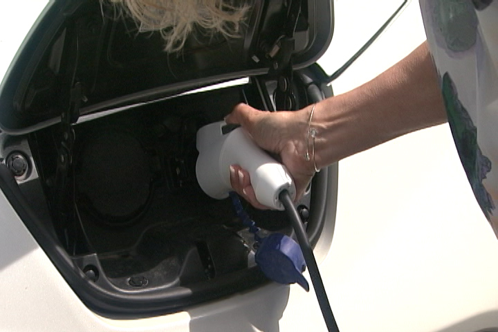 Kingston woman upset after buying an electric car and finding out there isn’t anywhere in the city to charge it - image
