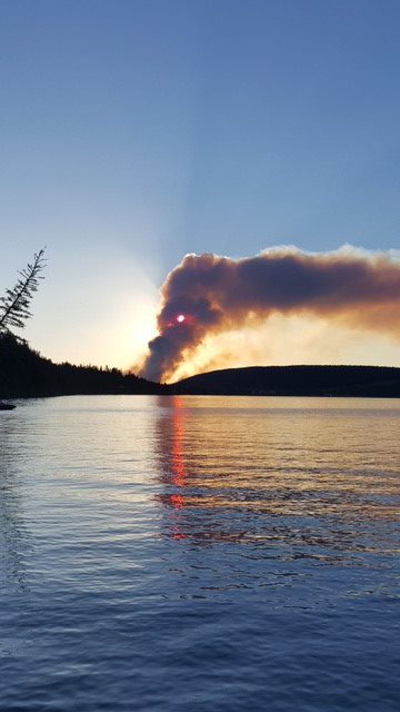 A photo of the fire at Horse Lake near 100 Mile House, B.C.