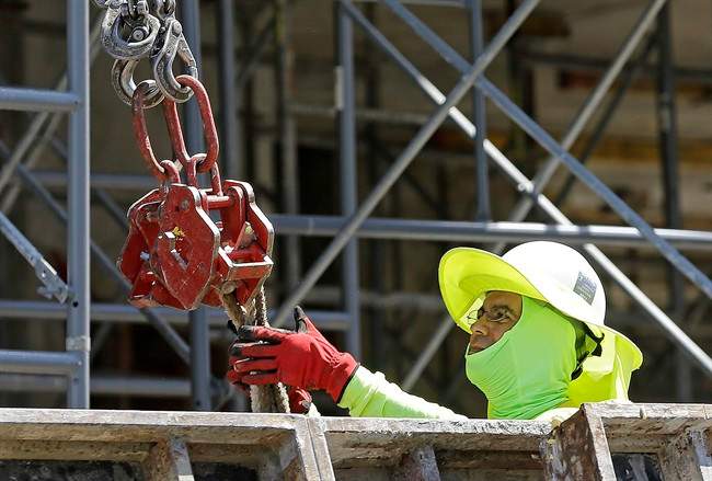Saskatchewan sheds 400 jobs in July, pushing up the province’s unemployment rate to 6.6 per cent.
