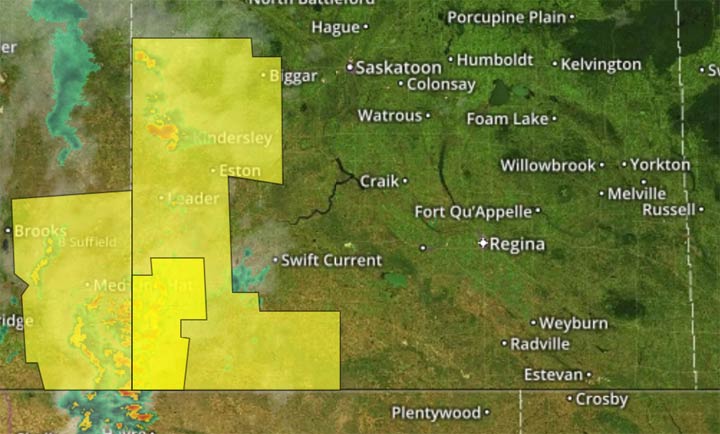 Environment Canada has issued a severe thunderstorm warning in the southwest corner of Saskatchewan.