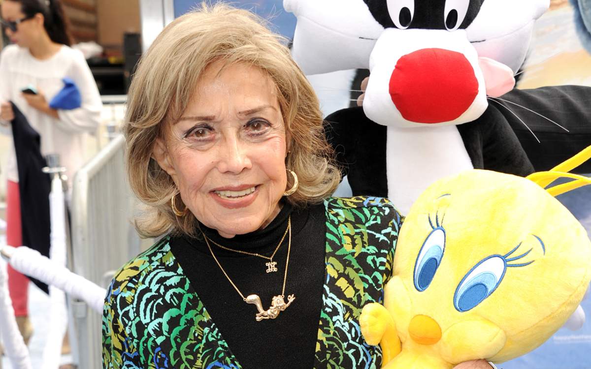 Voice actress June Foray attends the Premiere of Warner Bros. Pictures' "Happy Feet Two" at Grauman's Chinese Theatre on November 13, 2011 in Hollywood, California.