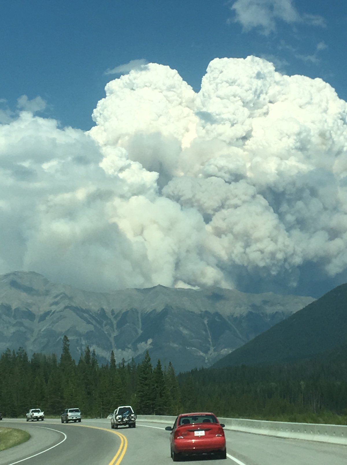 Wildfires in British Columbia have deteriorated air quality in parts of Manitoba.