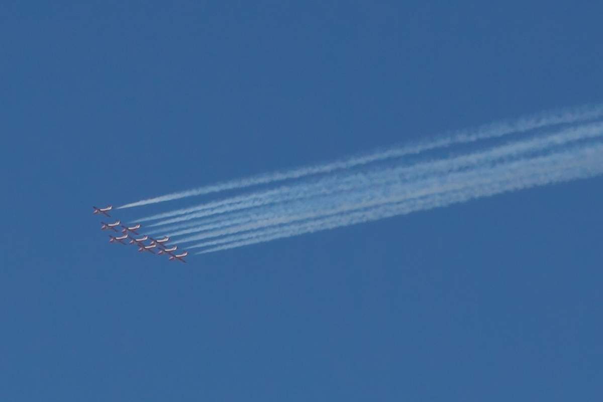 Snowbirds perform a special flyby for the Edmonton Airshow Thursday, Aug. 17, 2017.