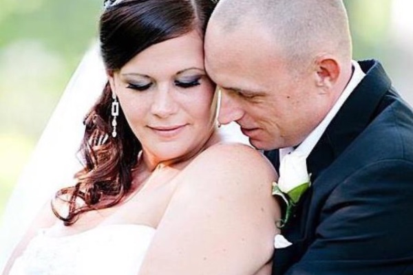 Geoff Morphew, shown with his wife Sarah, lost an arm in an industrial accident on August 2, 2017.