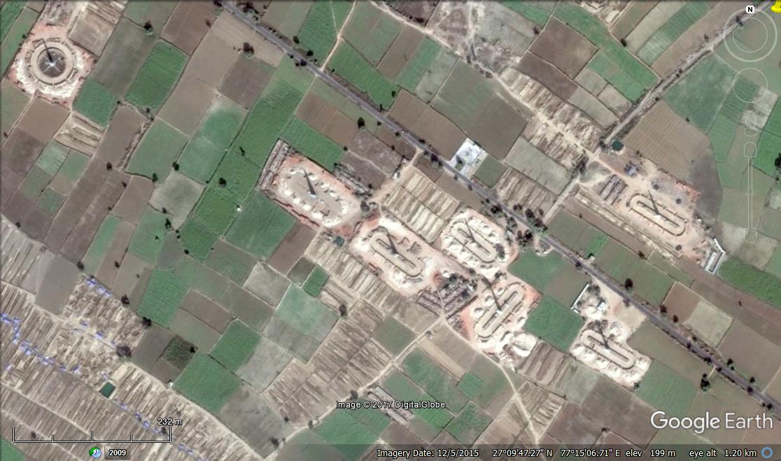 Brick kilns, which are often the site of forced slave labour in India, can be seen from Google Satellite images. 