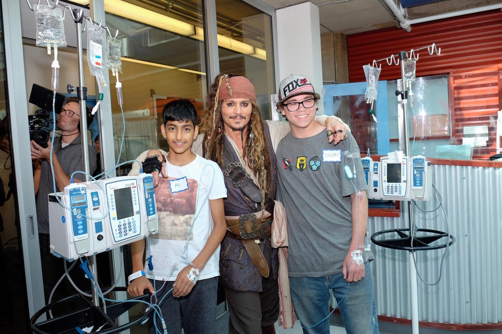 johnny depp visits children's hospital
