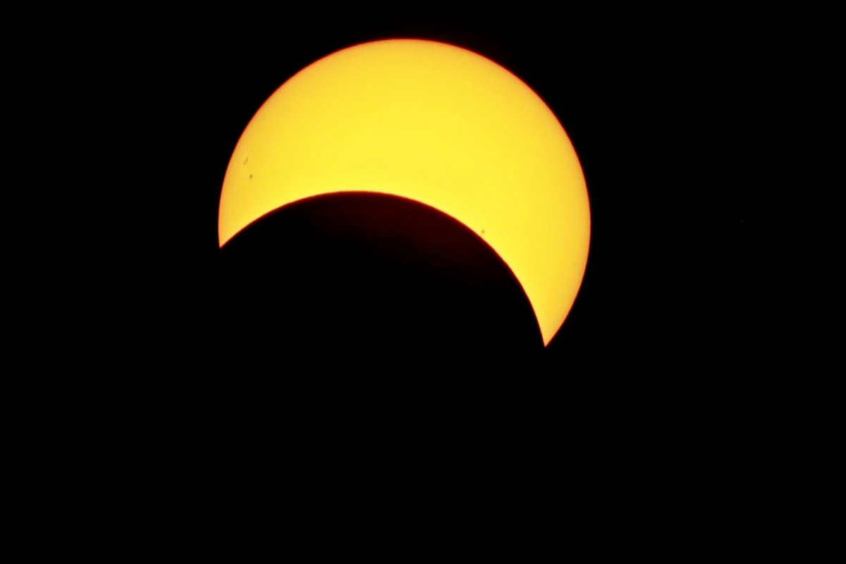 Views of the eclipse from Grand-Pré, Nova Scotia | Globalnews.ca