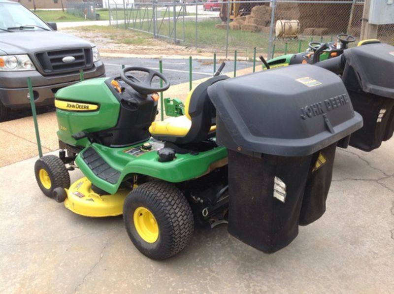 German Canadian Football Club Offers $1,000 Reward After Riding Mower Stolen - image