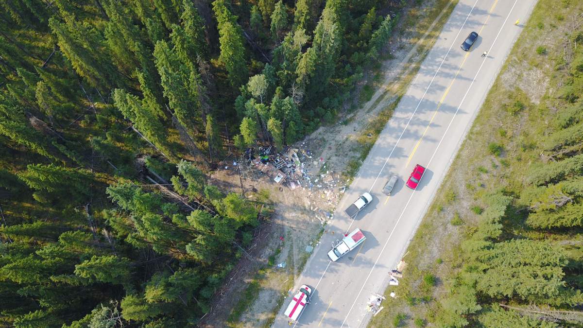 Calgary man killed in crash on Highway 1 near Field, B.C. | Globalnews.ca