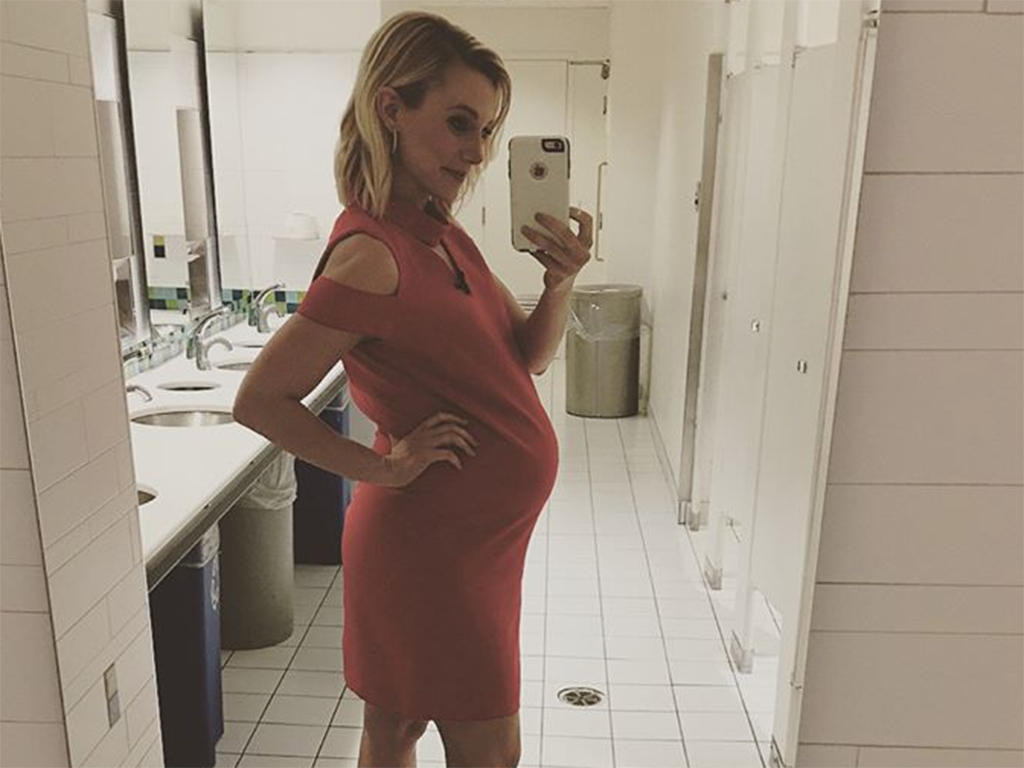 Pregnant Meteorologist Responds To Body Shamers ‘my Body Is Not Your Concern National 