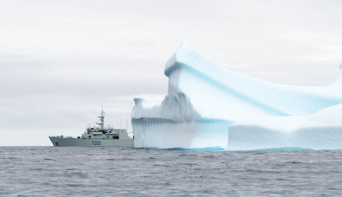 Nova Scotian takes command of HMCS Kingston - Halifax | Globalnews.ca