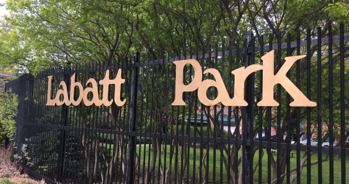 Съветът за наследство призовава за сувенири за колекцията на мемориалния парк Labatt в Лондон, Онтарио.