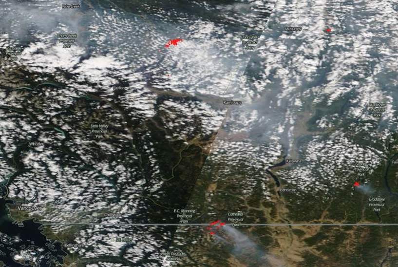 Fire hot spots and the movement of smoke on Thursday August 31. Fire hot spots can be seen in red.