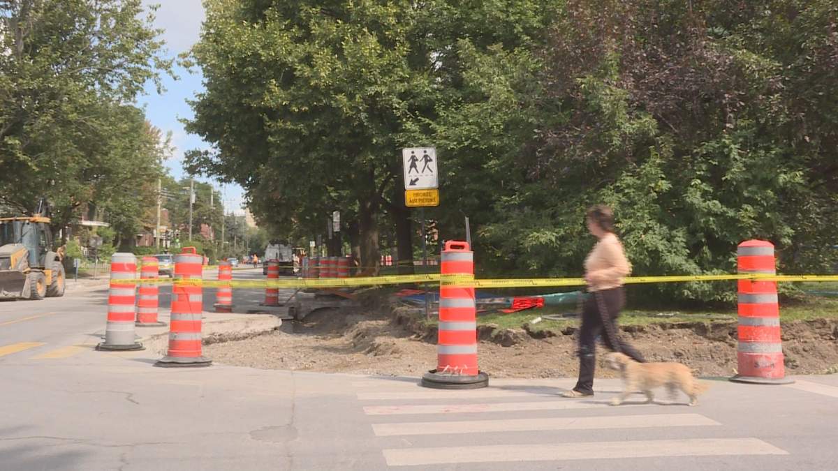Road work in front of Willingdon School in NDG, on Thursday Aug. 31, 2017, have some parents upset. 