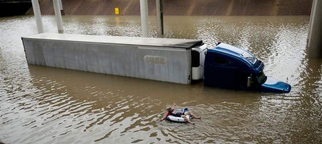 Harvey leaves Houston paralyzed with no relief in sight - image