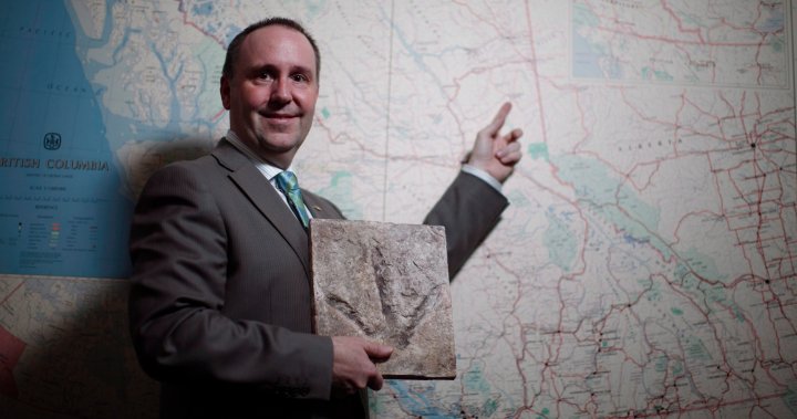 Шоковите вълни от имплозията на официалната опозиция на BC United