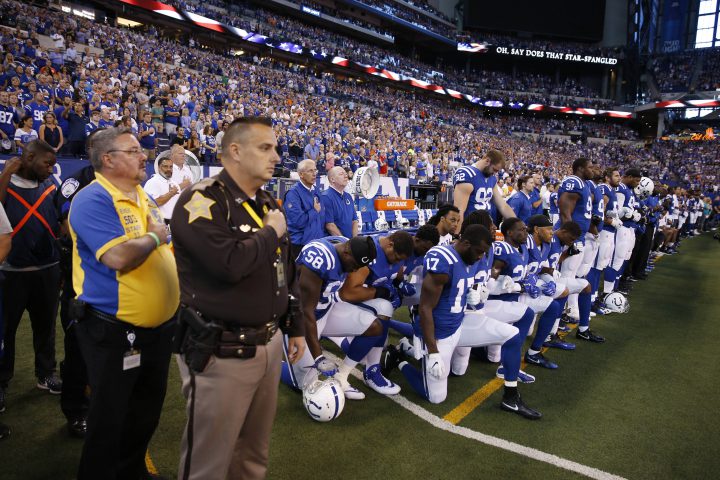 NFL players kneel during anthem at London game - ABC News