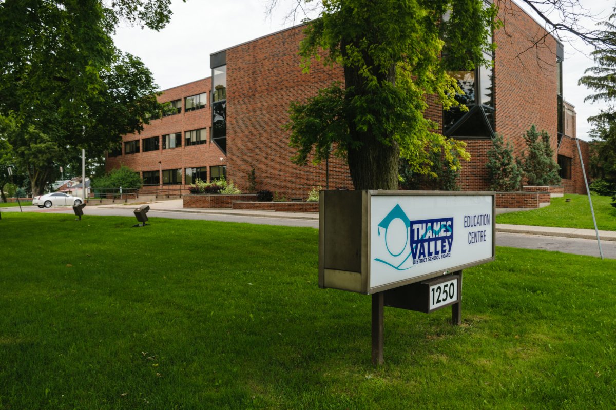 Officials masking will stay optional at the Thames Valley District School Board, even after its Board of Trustees voted to enact a masking requirement earlier this week.