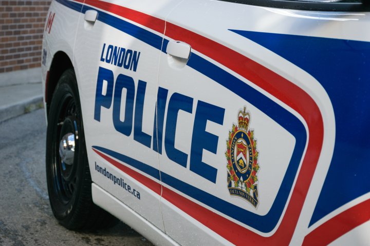 Pedestrian seriously hurt in hit-and-run on Highbury Ave N: London, Ont. police