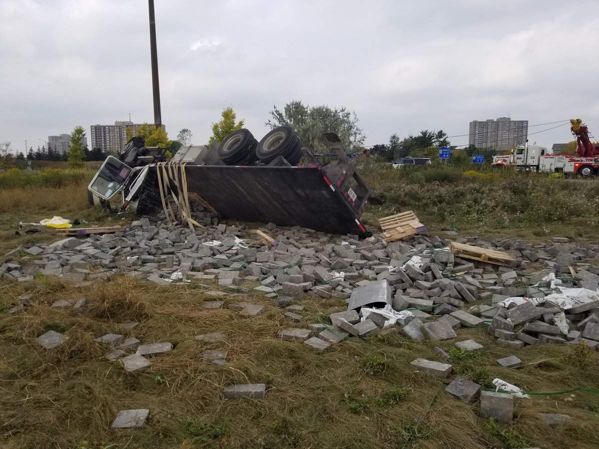Guelph man airlifted after truck rollover in Brampton | Globalnews.ca