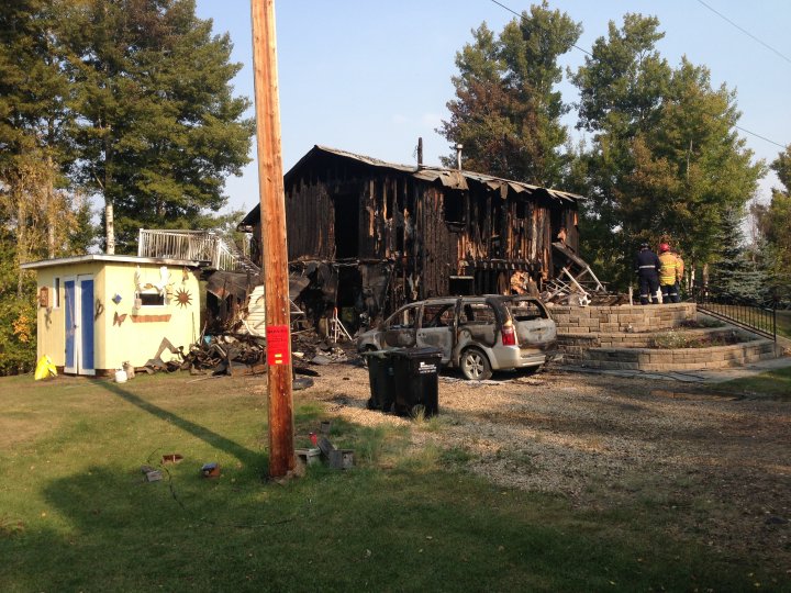 Body recovered from house fire in Strathcona County Edmonton