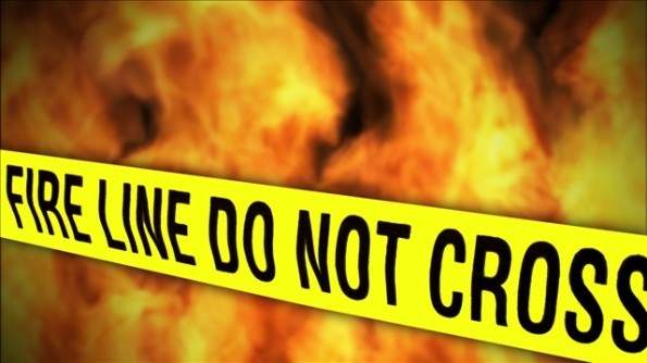 A woman died from smoke inhalation in a Hochelaga-Maisonneuve apartment fire Thursday morning.