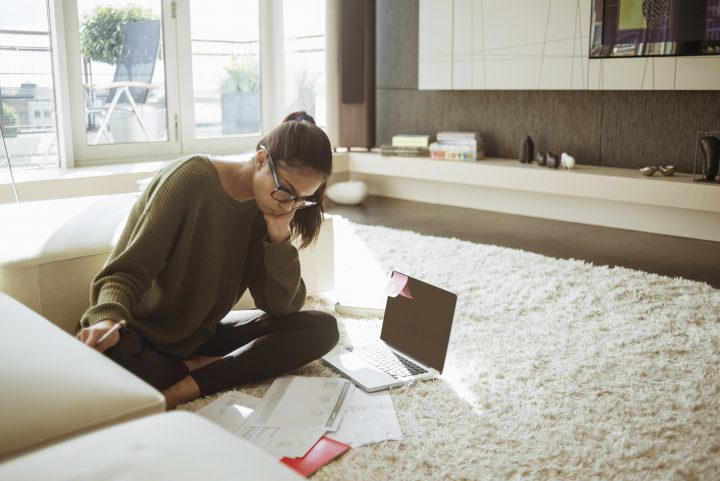 A new poll has found that many Canadians wish they had spent their student loans differently. 