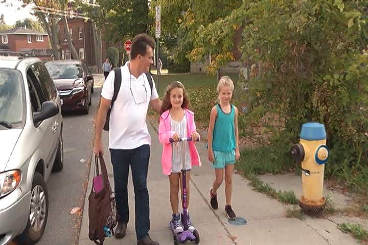 Elementary school teachers union wants province to address excessive heat in schools - image