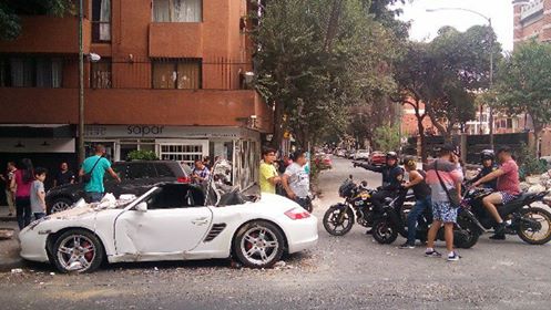 Residents of Mexico City rallied alongside authorities to help in rescue efforts