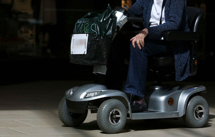 Mobility scooter struck in Gravenhurst.