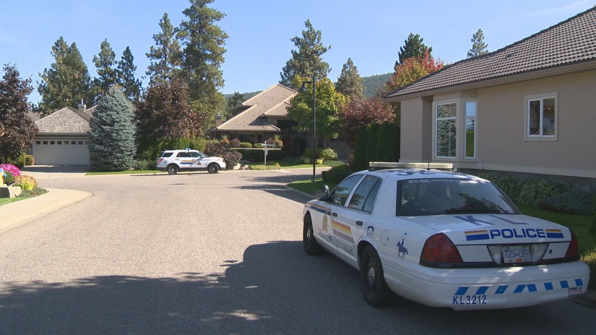 Kelowna man attacked with knife sustains serious injuries - image