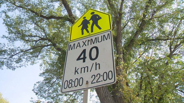 Some Regina residents want to see speed limits in school zones lowered to 30 km/ h.