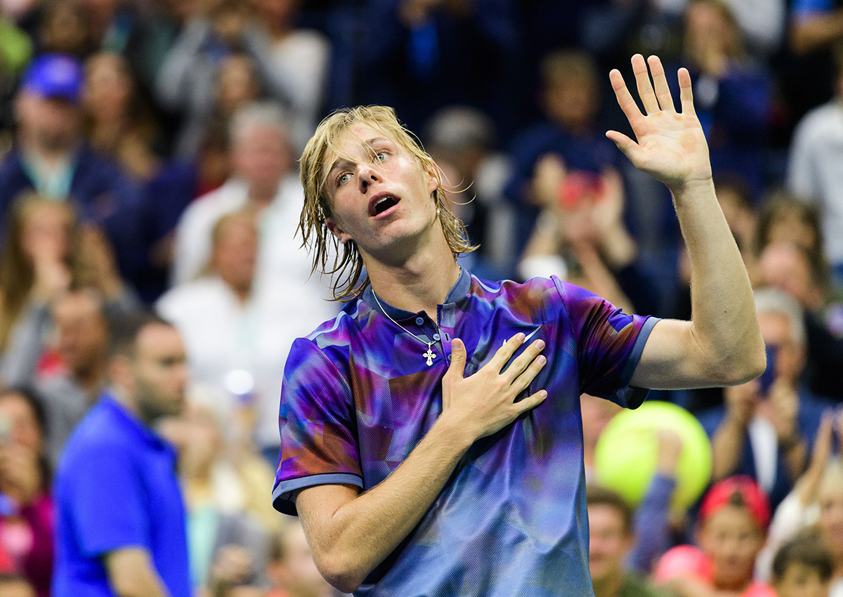 Dennis Shapovalov thanks the crowds he leaves the court  in round 4 of the U.S. Open.