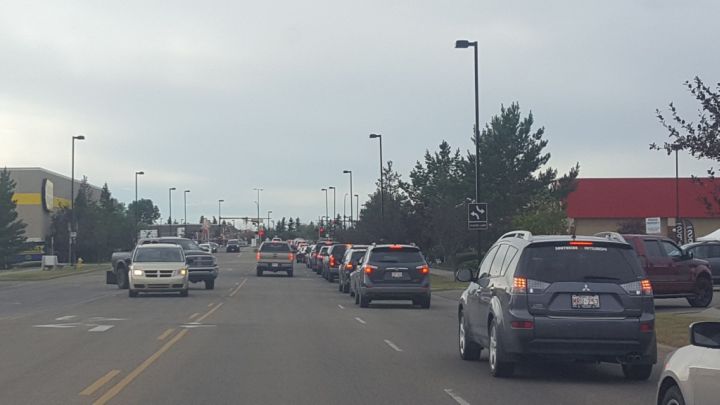 Shoppers trying to get in and out of South Edmonton Common on Sunday afternoon were stuck in traffic for at least an hour because a crossing arm on the CP Rail line near Ikea went down and didn't come back up.