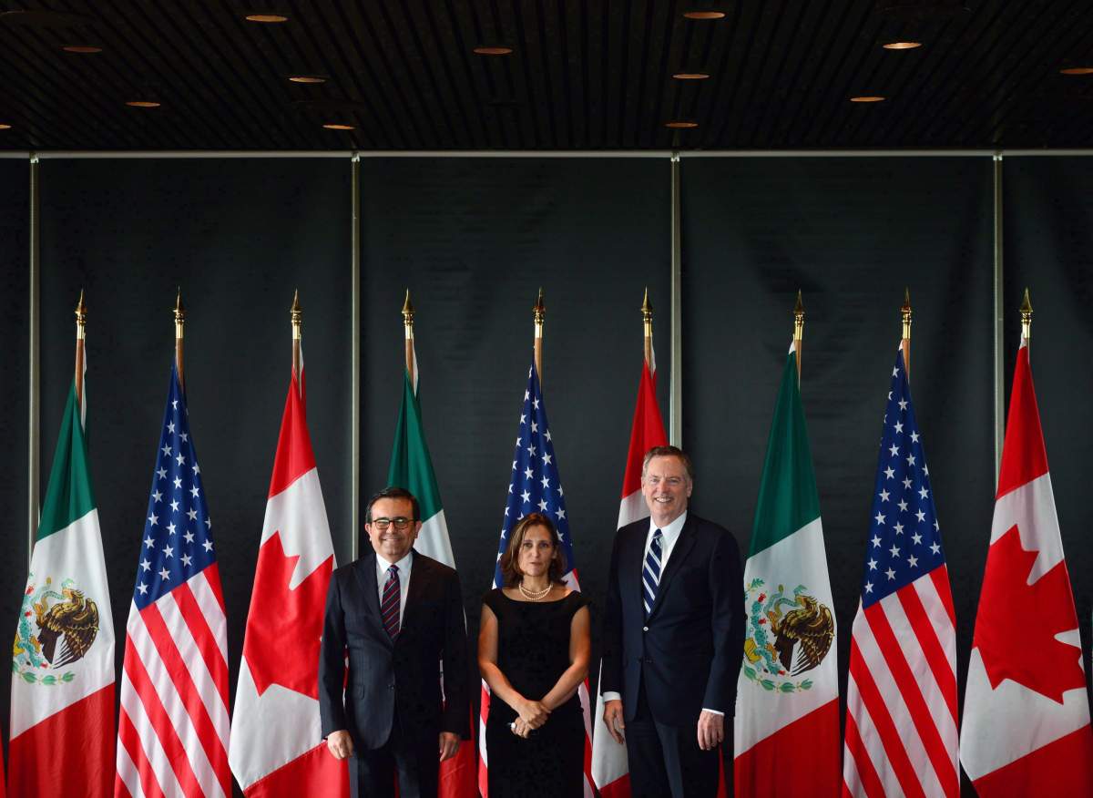 Minister of Foreign Affairs Chrystia Freeland meets for a trilateral meeting with Mexico's Secretary of Economy Ildefonso Guajardo Villarreal, left, and Ambassador Robert E. Lighthizer, United States Trade Representative, during the final day of the third round of NAFTA negotiations at Global Affairs Canada in Ottawa on Sept. 27, 2017. 