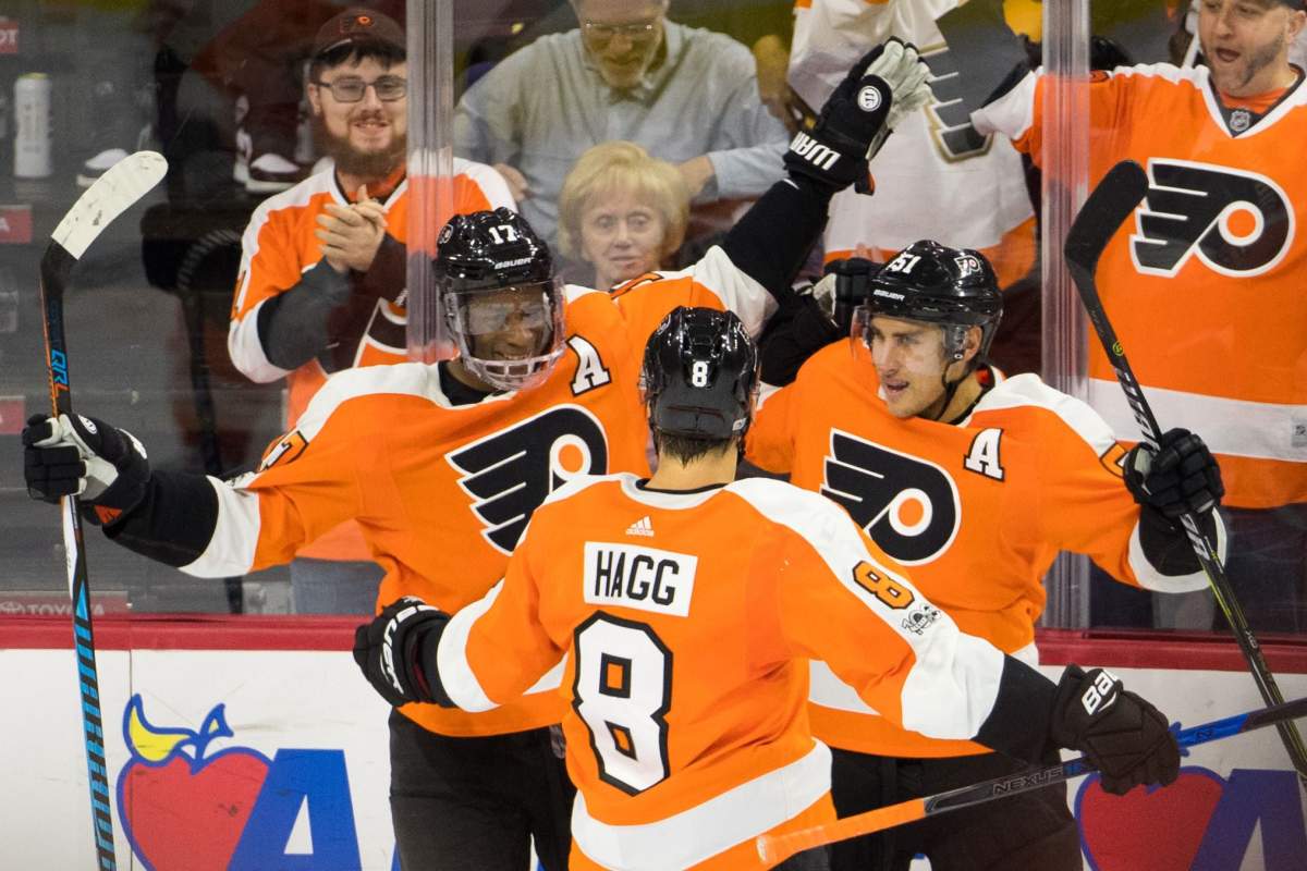 Philadelphia Flyers right wing Wayne Simmonds (17) celebrates his goal with defenseman Robert Hagg (8) and center Valtteri Filppula (51) during the NHL game between the Edmonton Oilers and Philadelphia Flyers at Well Fargo Center in Philadelphia, Pennsylvania. Christopher Szagola\CSM NHL Oilers vs Flyers, Philadelphia, USA – 21 Oct 2017
