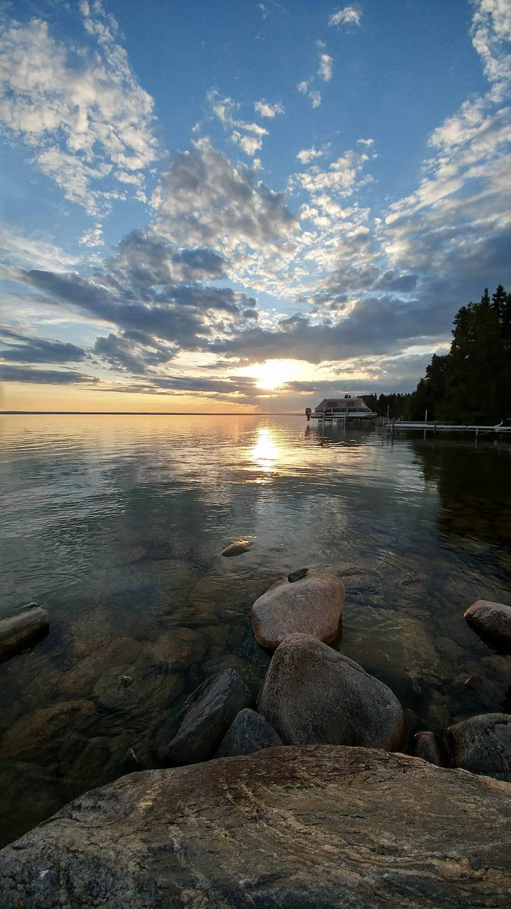 This October 6 Your Saskatchewan photo was snapped at Candle Lake by Tracy Roberts.