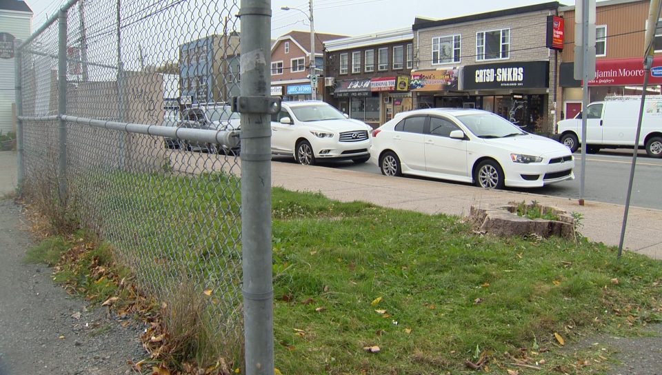 Police continue search for parents of infant abandoned behind Halifax store - image