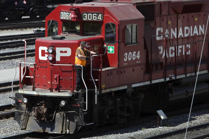 A search and rescue operation is under way for a 29-year-old woman who entered the St-Lawrence River from a CP rail bridge, Friday, October 13, 2017.