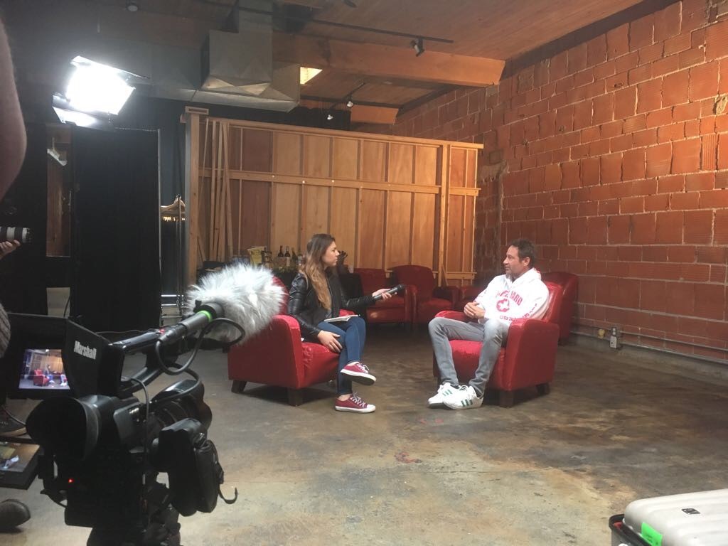 Behind the microphone with David Duchovny - image