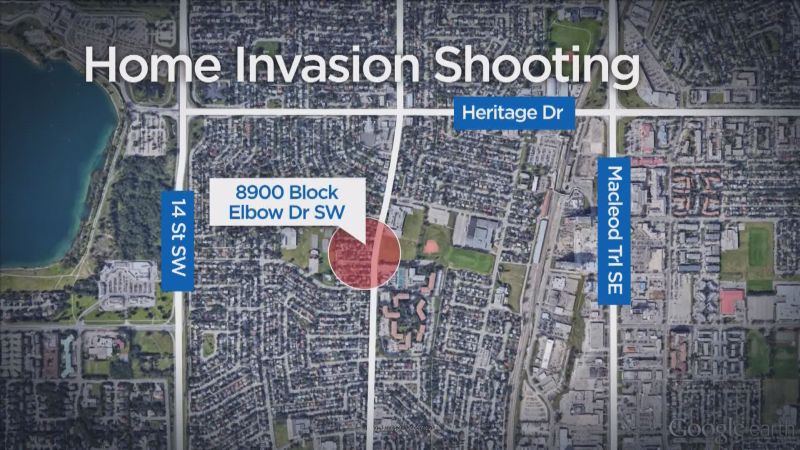 Calgary police investigate a violent home invasion in the 8900 block of Elbow Drive S.W. on Monday, Oct. 30, 2017. 