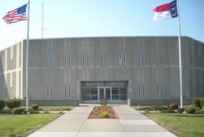 Two prison employees killed during attempted escape, prison on lockdown - image