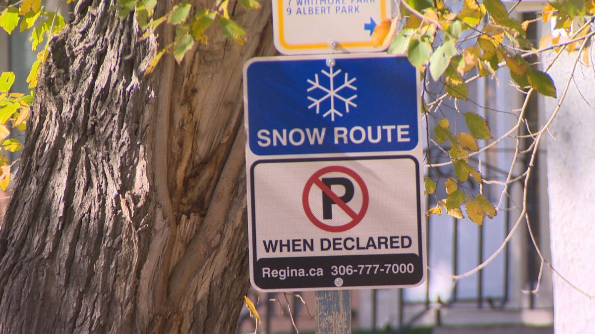 New snow lanes will come into effect in Regina on Nov. 1.