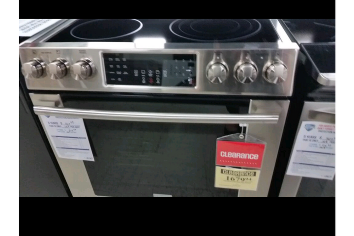 Tracy Middleton took a photo of the stove before buying it.