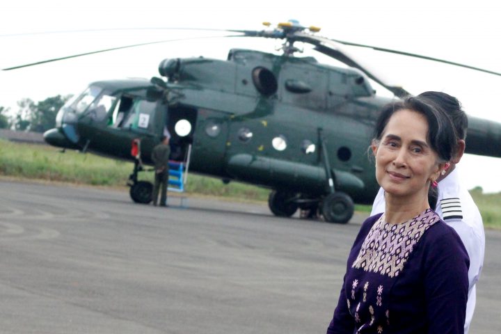Myanmar's de facto leader Aung San Suu Kyi arrives at Sittwe airport after visiting Maungdaw in the state of Rakhine Nov. 2, 2017. 